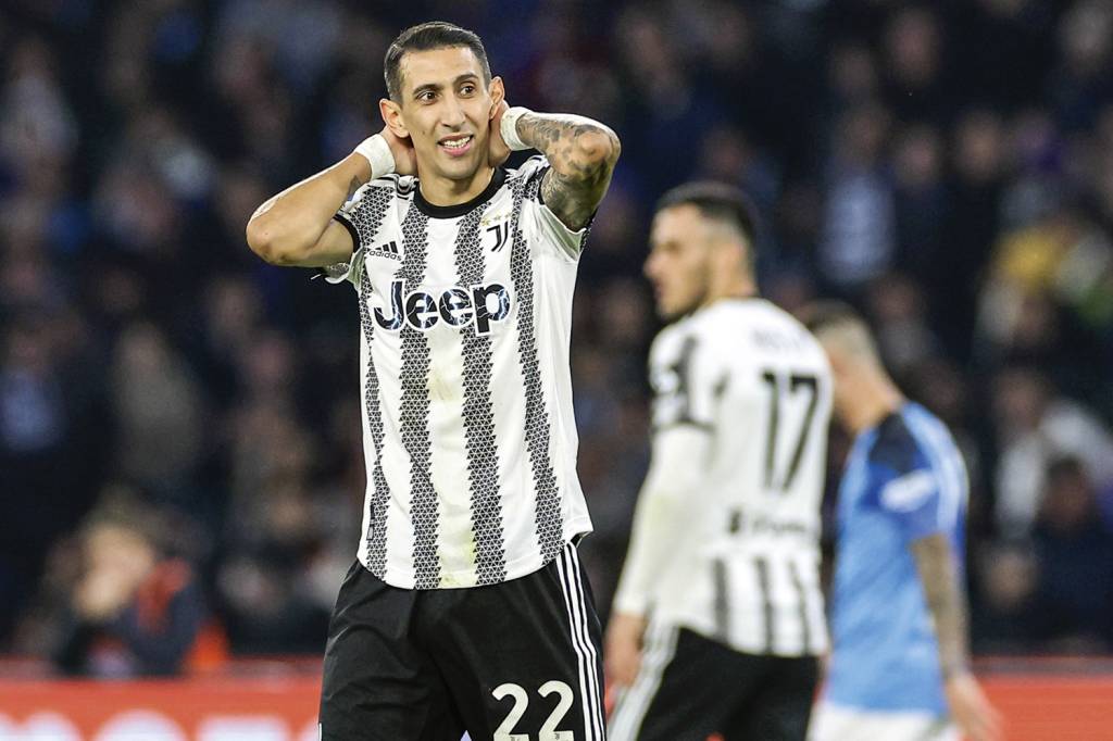 GettyImages-1456732618.jpg REBAIXAMENTO - A Juventus, um dos times mais tradicionais da Itália: punida em 2006 por manipulação de resultados