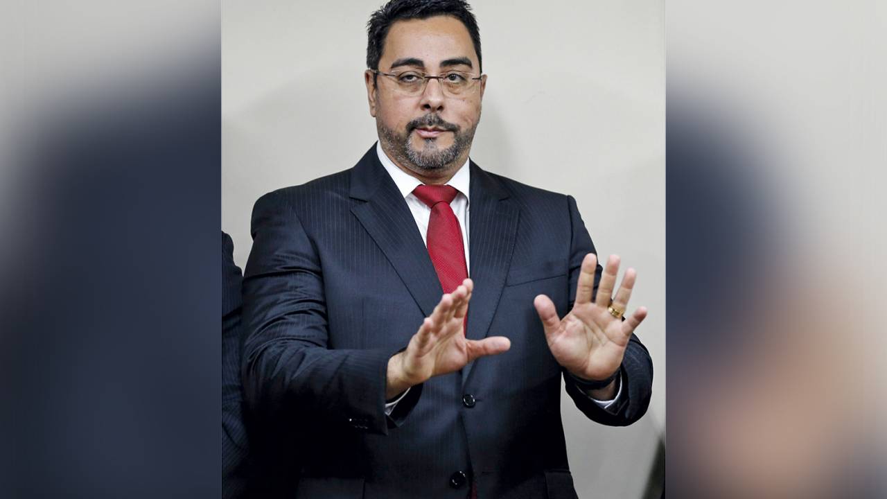 DE HERÓI A VILÃO - Marcelo Bretas: caso pode resultar em sua aposentadoria