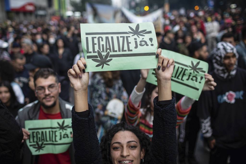 MARCHA-DA-MACONHA-2022-09.jpeg MARCHA - Ativistas pró-legalização: protestos crescem no Brasil e no mundo
