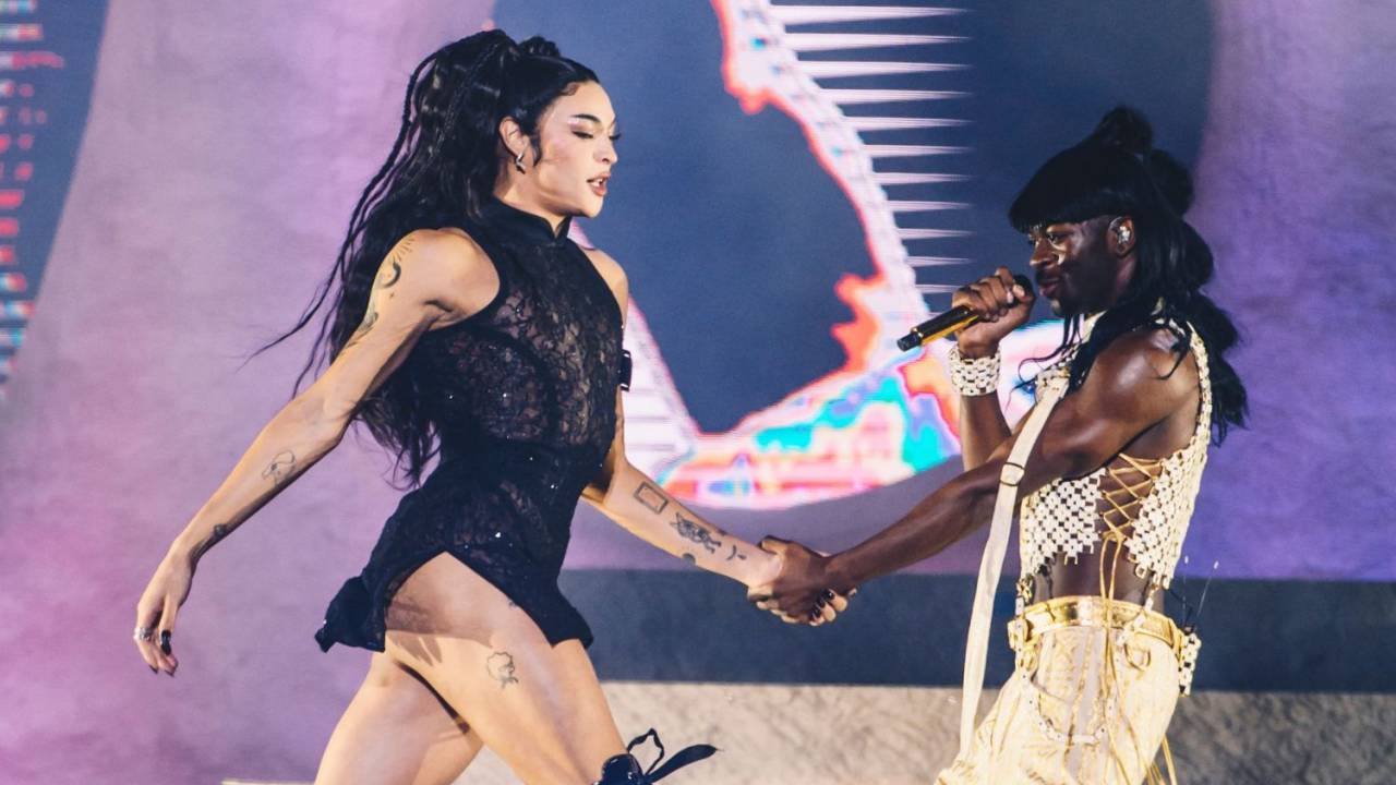 Lil Nas X surpreende o público com Pabllo Vittar no palco do Lollapalooza