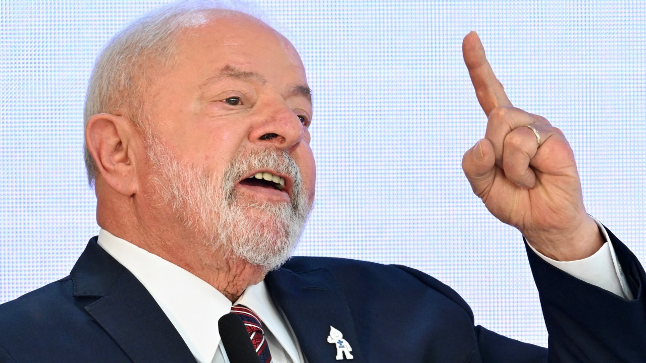 Brazilian President Luiz Inacio Lula da Silva speaks during a ministerial meeting to celebrate the first 100 days of his government at the Planalto Palace in Brasilia on April 10, 2023. (Photo by EVARISTO SA / AFP)