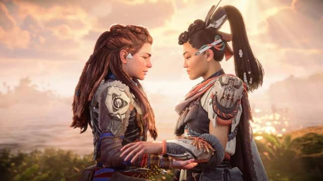 Romance entre Aloy e Seyka provocou revolta de parte dos fãs, exacerbando ambiente tóxico do mundo gamer -