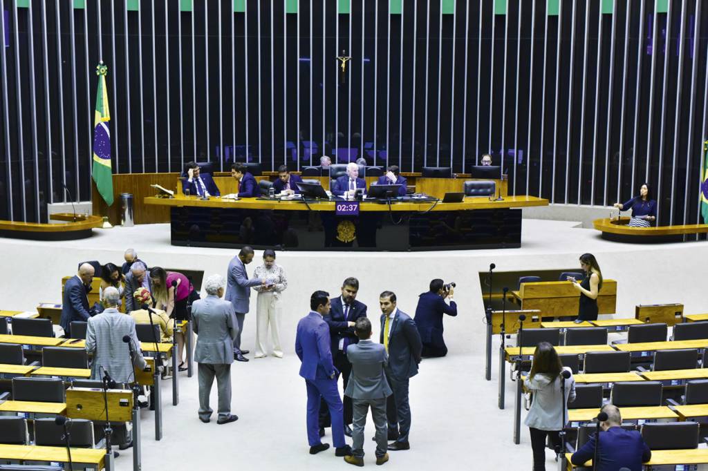 img20230412154502721.jpg JORNADA - O Congresso recebeu o arcabouço fiscal: regra começa a tramitação