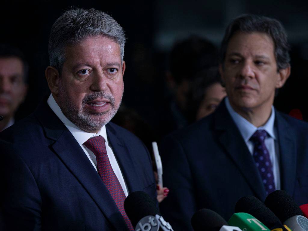 O presidente da Câmara, Arthur Lira, e o ministro da Fazenda, Fernando Haddad