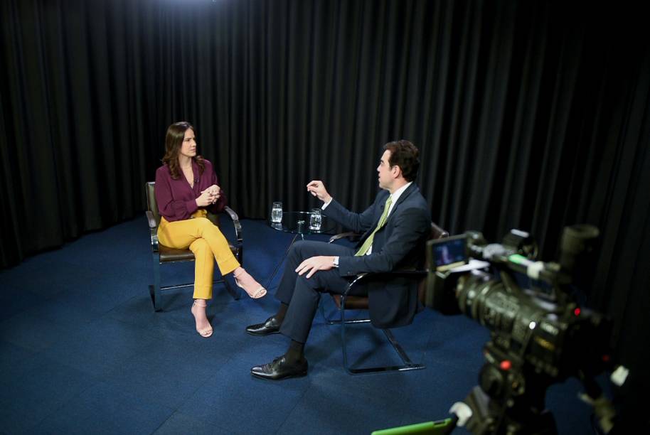 O presidente do Tribunal de Contas da União, Bruno Dantas, durante a gravação do programa Amarelas On Air, de Veja