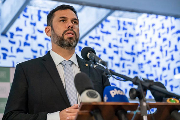 As exigências da bancada do Podemos para apoiar o PL das Fake News