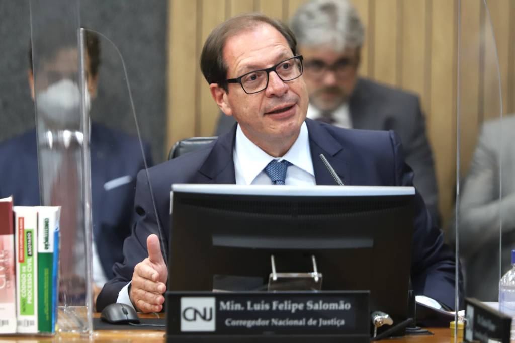 CNJ vai elaborar regra para adoção do juiz de garantias no Brasil