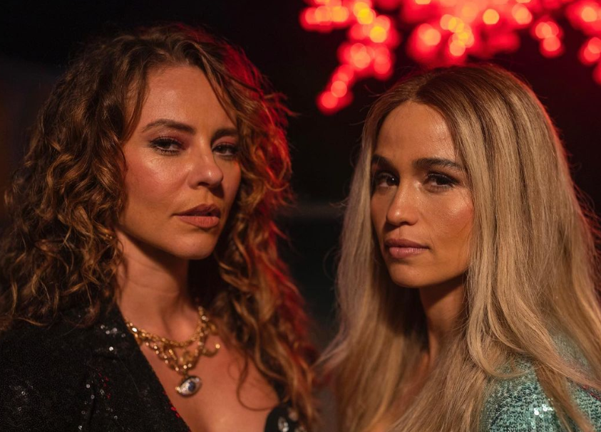 Paolla Oliveira e Nanda Costa viverão par romântico em série da Globo