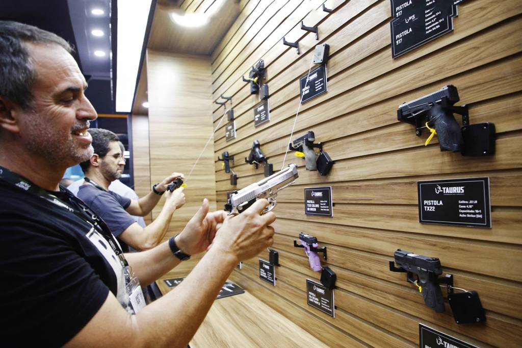 De aborto a armas, pesquisa mapeia temas mais polêmicos entre brasileiros