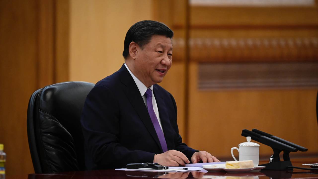 BEIJING, CHINA - JUNE 14: China's President Xi Jinping (L) attends a meeting with Palestinian President Mahmud Abbas (not pictured) at the Great Hall of the People in Beijing on June 14, 2023 in Beijing, China. (Photo by Jade Gao - Pool/Getty Images)