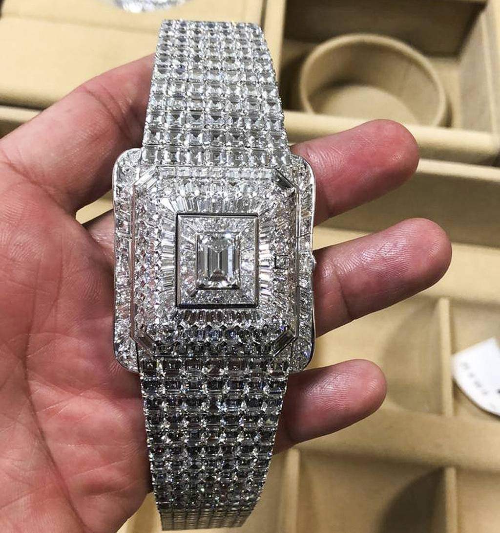 TEODORO-OBIANG-RELOGIO-DIAMANTES-APRENDIDOS-2018-.jpg PRECIOSIDADE - Relógio Piaget: avaliado em 3,3 milhões de dólares