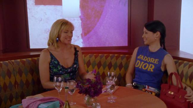 VideoScreenshot–HBO-SexandtheCity-T4E11CouldaWouldaShoulda-19’09” Lucy Liu interpretou a si mesma no seriado
