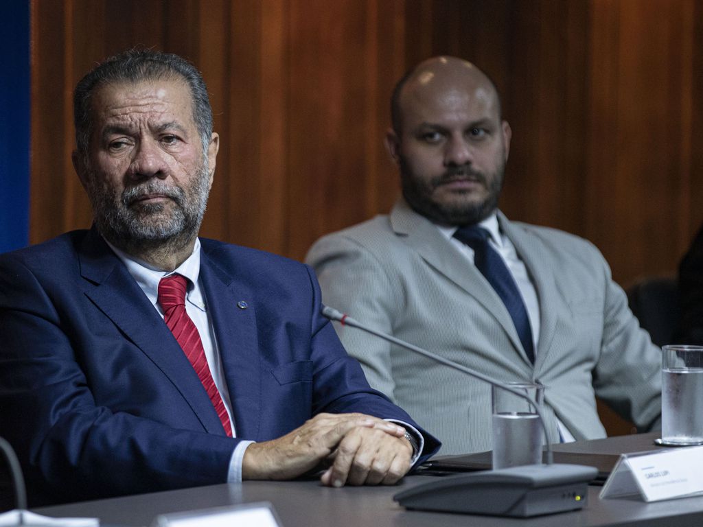 Demissionário, chefe do INSS reclamava de falta de estrutura no órgão