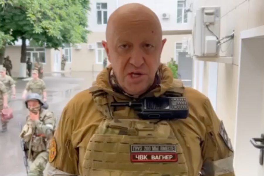 Yevgeny Prigozhin, chefe do Grupo Wagner, concordou em encerrar a rebelião e deve viajar a Belarus