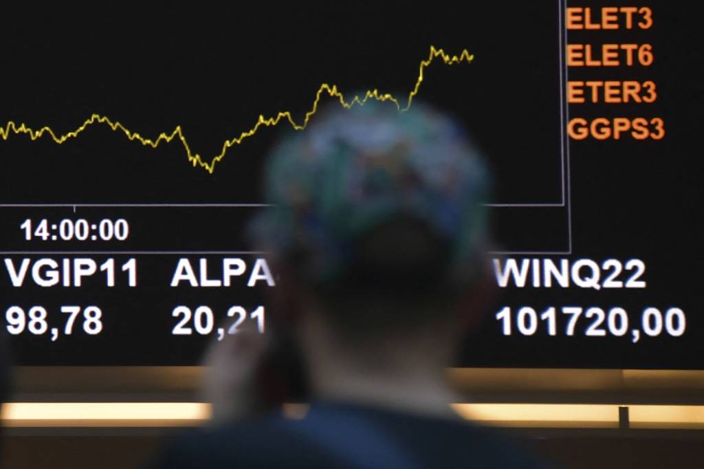 000_32CP7YB.jpg EM ALTA - Oportunidade: estrangeiros injetaram 17 bilhões de reais na bolsa brasileira