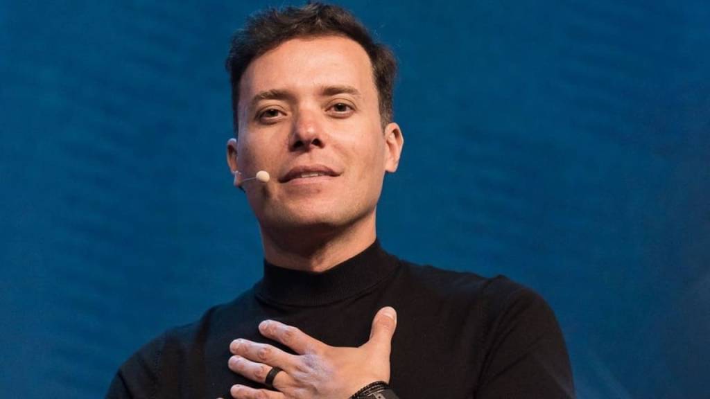 Pastor que sugeriu morte de gays abre nova guerra entre direita e esquerda