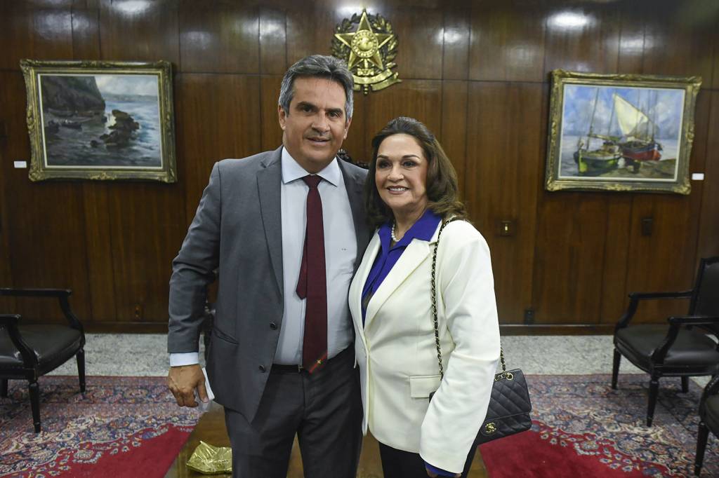 CIRO-NOGUEIRA-ELIANE-NOGUEIRA-2021-02.jpg NO TOPO - Ciro Nogueira e Eliane: mãe de líder do Centrão é campeã de verbas