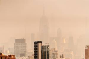 Fumaça de incêndios no Canadá encobre Nova York, em 30 de junho Fumaça de incêndios no Canadá encobre Nova York, em 30 de junho