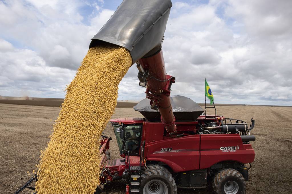 file-(13).jpg FORÇA - Safra recorde no primeiro trimestre e ajuste no segundo: o agro move resultado econômico