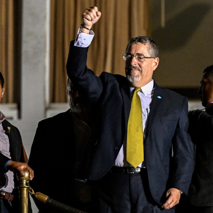 Em reviravolta, ativista anticorrupção é eleito presidente da Guatemala