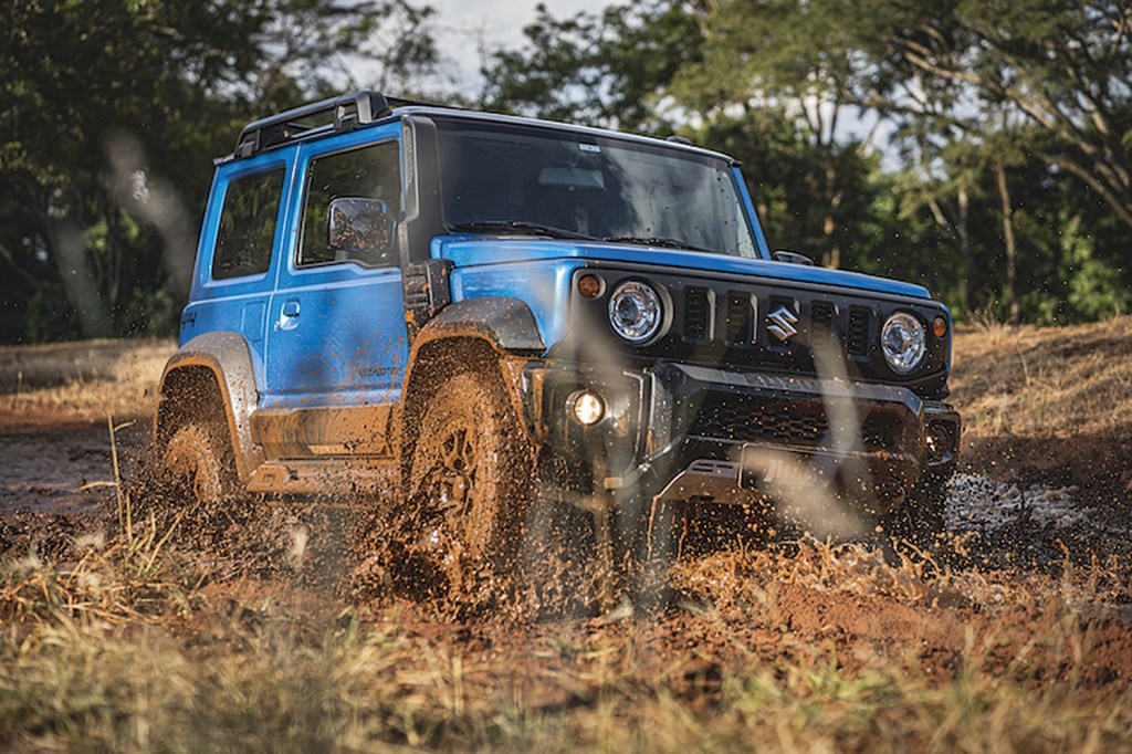 SUZUKI JIMNY - Clássico, manteve o visual - 162 990 reais