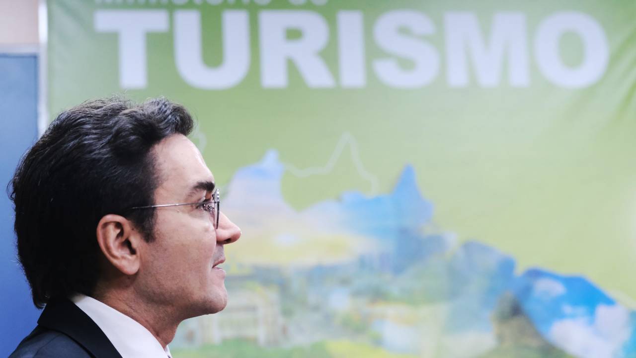 O ministro do Turismo, Celso Sabino