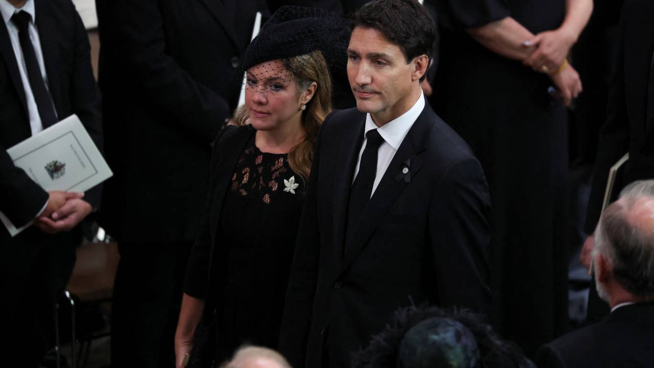 LONDON, ENGLAND - SEPTEMBER 19: Canada's Prime Minister Justin Trudeau and his wife Sophie Trudeau leave Westminster Abbey after the State Funeral of Queen Elizabeth II on September 19, 2022 in London, England. Elizabeth Alexandra Mary Windsor was born in Bruton Street, Mayfair, London on 21 April 1926. She married Prince Philip in 1947 and ascended the throne of the United Kingdom and Commonwealth on 6 February 1952 after the death of her Father, King George VI. Queen Elizabeth II died at Balmoral Castle in Scotland on September 8, 2022, and is succeeded by her eldest son, King Charles III. (Photo by Phil Noble - WPA Pool/Getty Images)