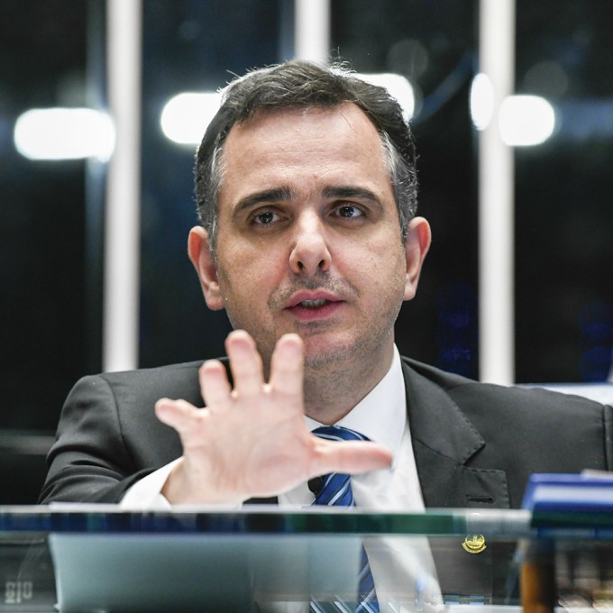 Lições de Etiqueta Política