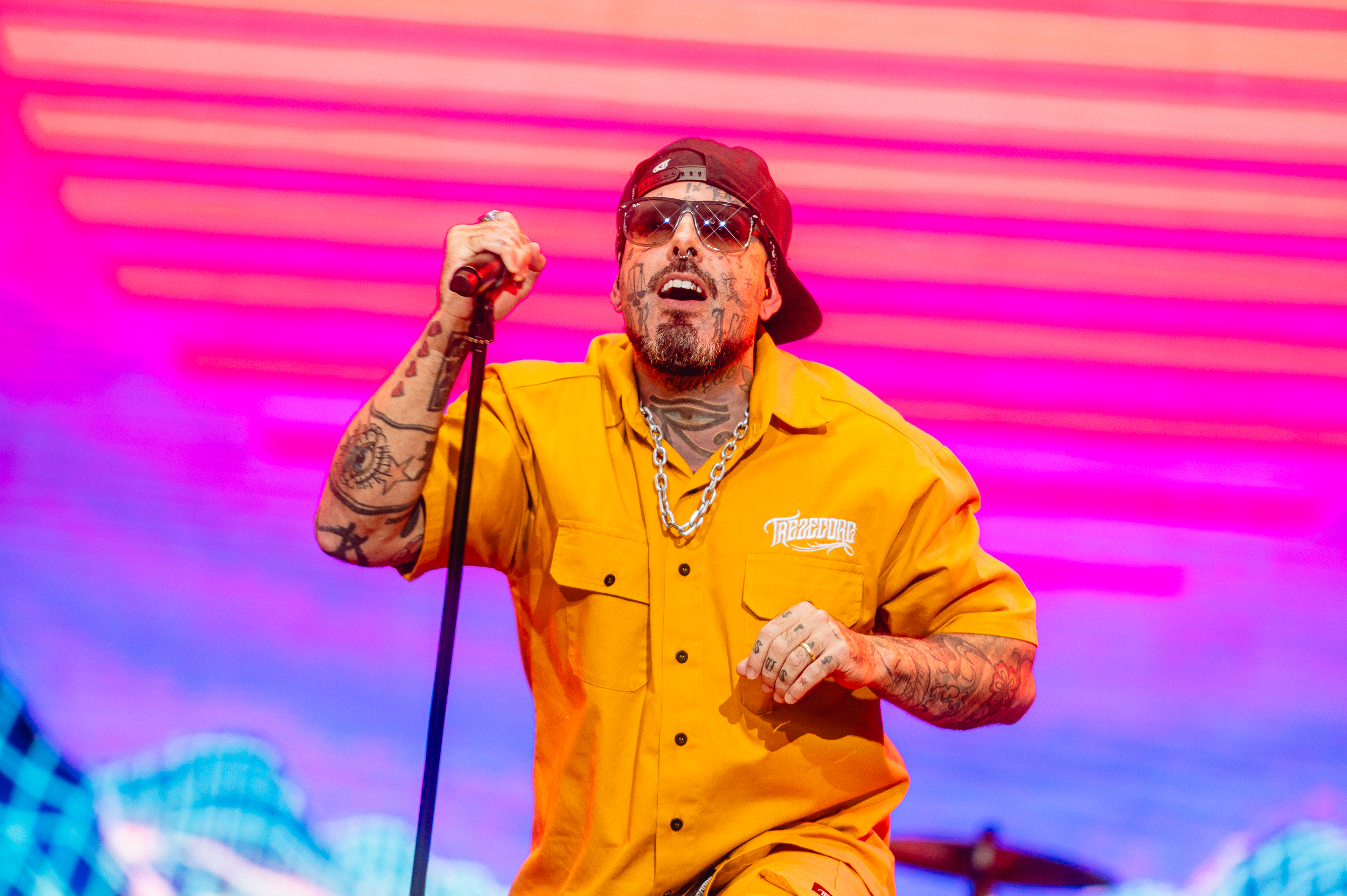 O dia em que Tico Santa Cruz trabalhou como voluntário no Rock in Rio