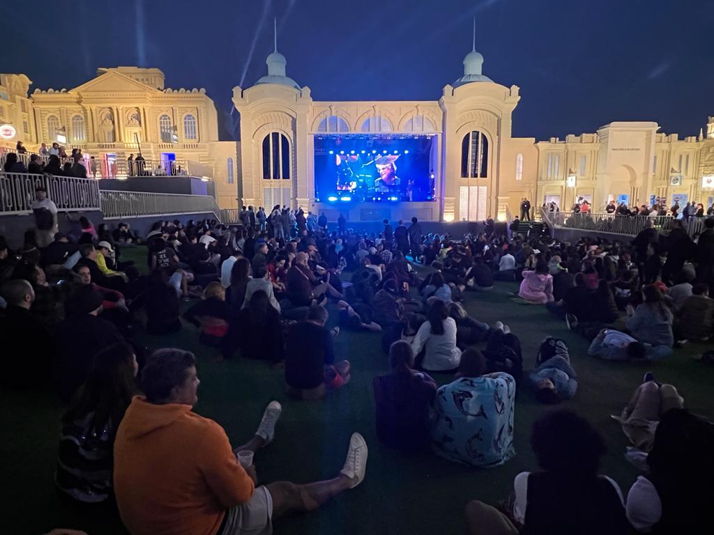 O lugar mais charmoso para ver os shows do The Town – e sem perrengue