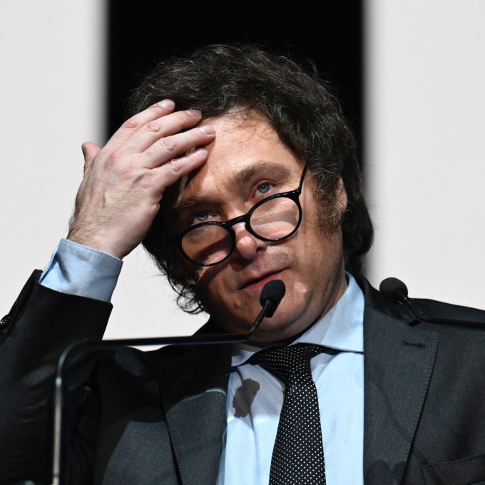 O recado de deputado bolsonarista para Javier Milei na posse do argentino