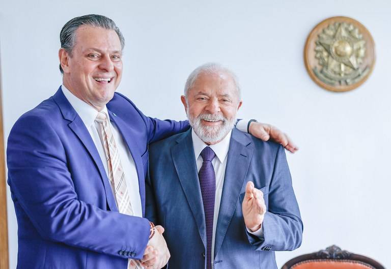 PSD admite desgaste de Carlos Fávaro no governo