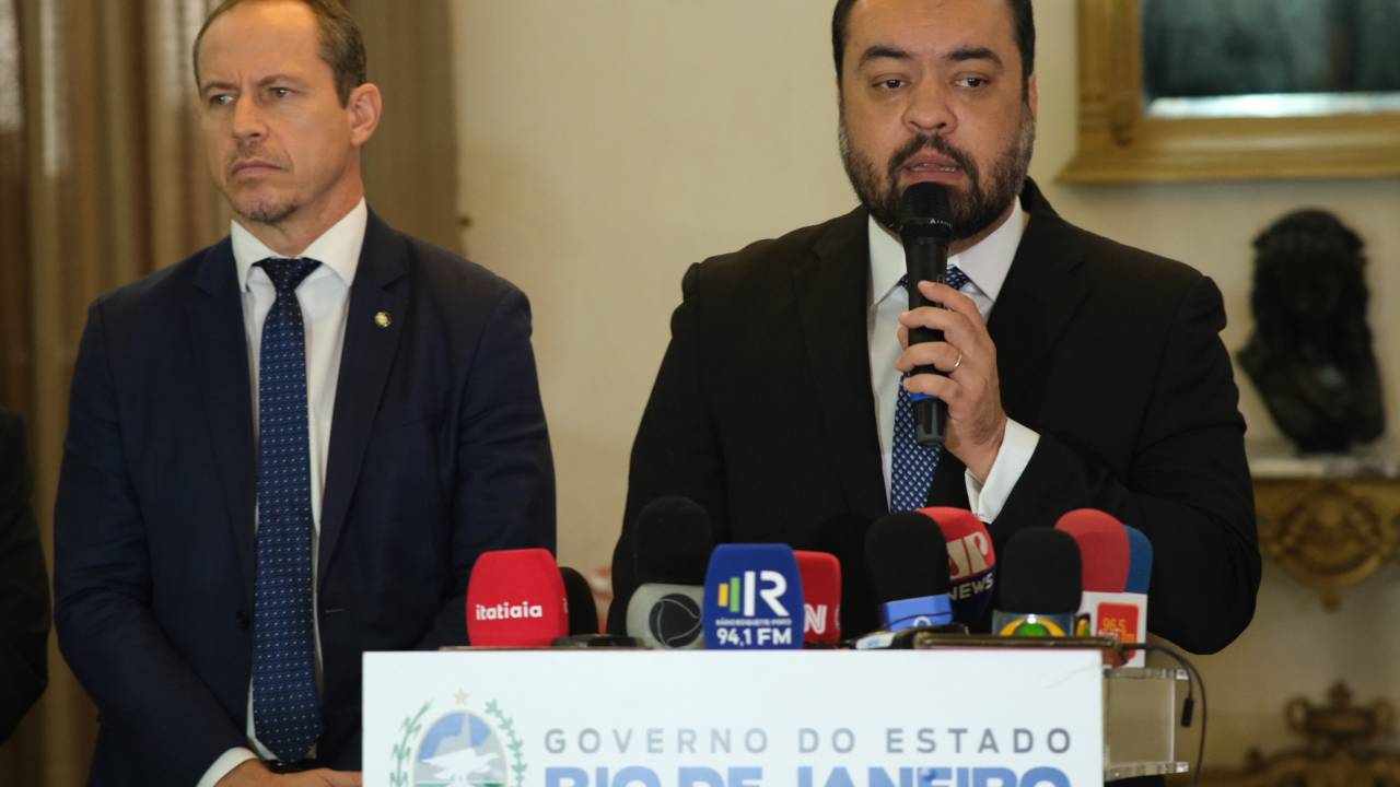 O governador Claudio Castro e o secretário-executivo do Ministério da Justiça, Ricardo Cappelli