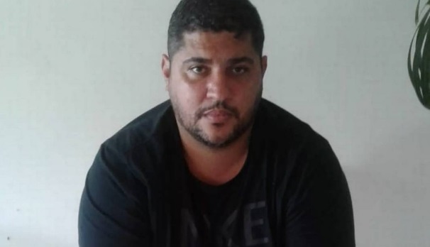 André do Rap André do Rap: mil dias na rua