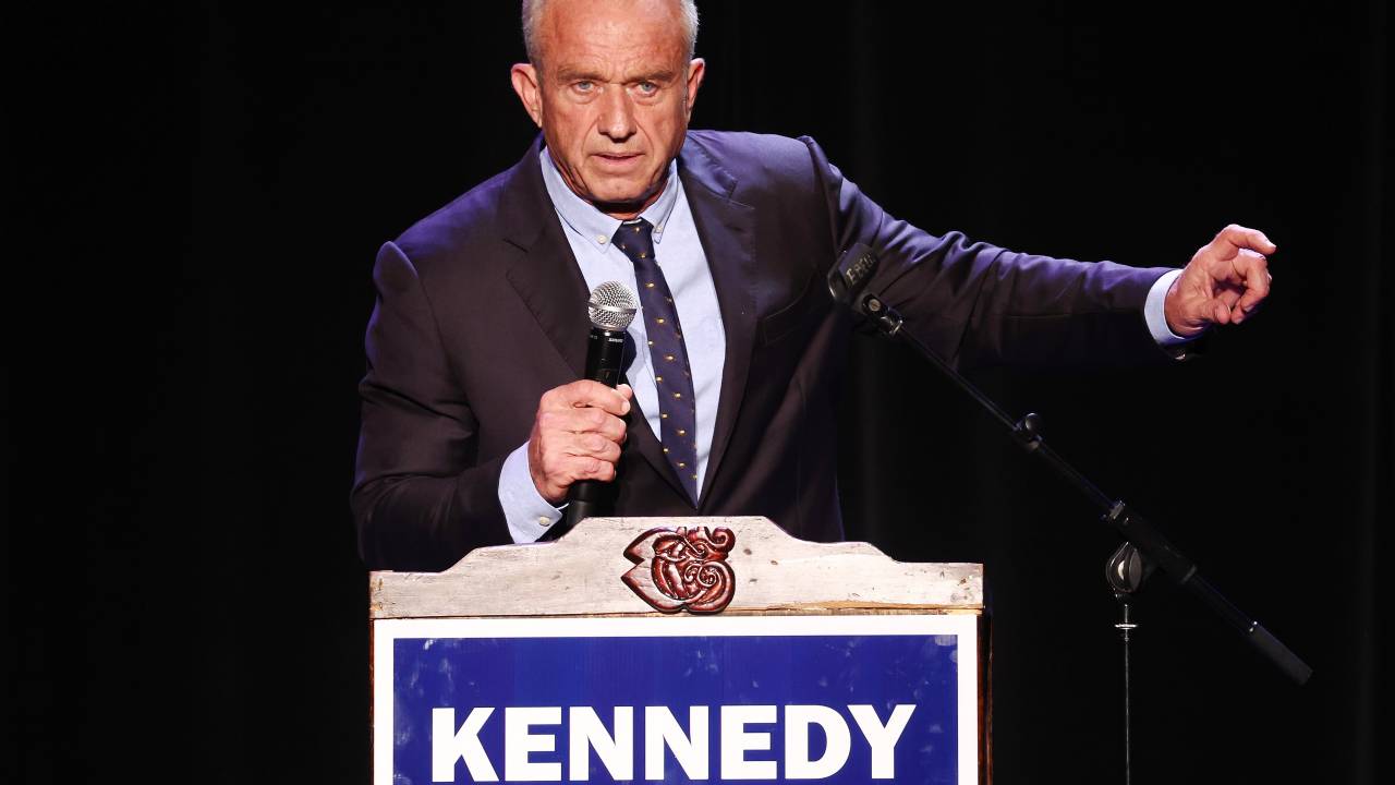 LOS ANGELES, CALIFORNIA - SEPTEMBER 15: Democratic presidential candidate Robert F. Kennedy Jr. speaks at a Hispanic Heritage Month event at Wilshire Ebell Theatre on September 15, 2023 in Los Angeles, California. The 69-year-old Democrat is challenging President Biden in a long shot bid in the 2024 presidential race. (Photo by Mario Tama/Getty Images)