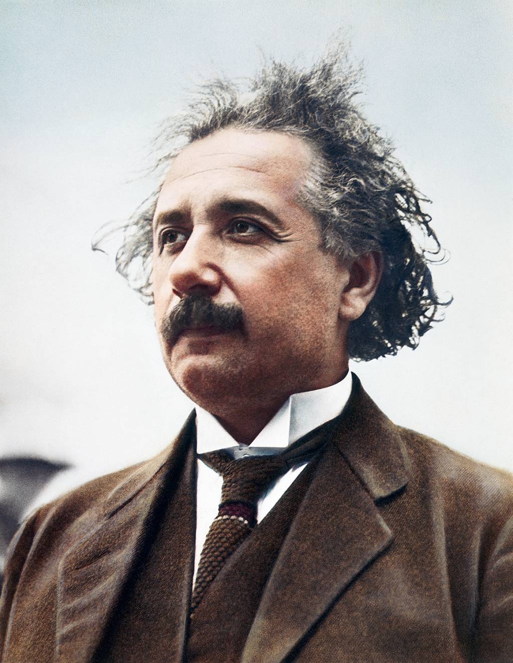 GettyImages-517724918.jpg “A intuição é um dom divino e a razão, uma serva fiel.” - Albert Einstein (1879-1955), físico alemão