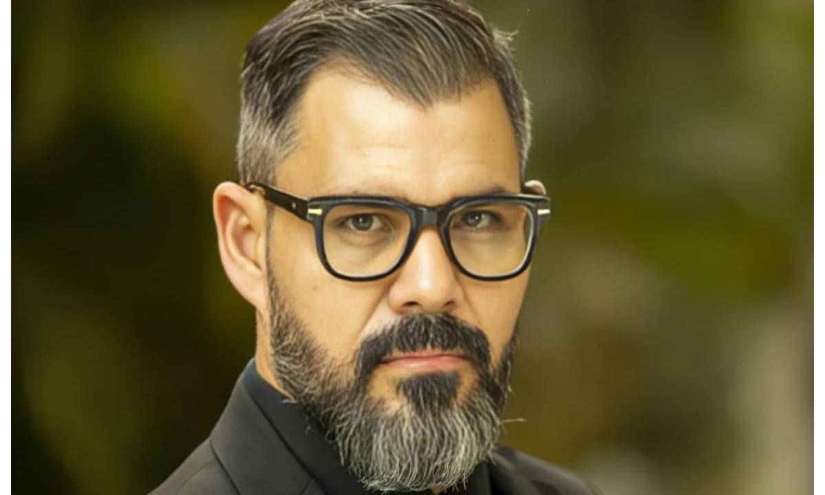 Juliano Cazarré -