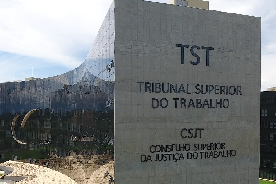 Disputa por vaga no TST virou uma lama