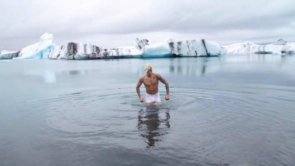 Justin-Bieber.jpg Justin-Bieber.jpg