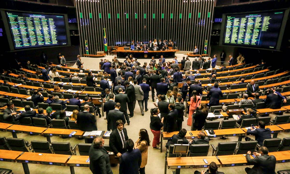 Conselho de ética decidiu não levar adiante representações feitas contra os parlamentares