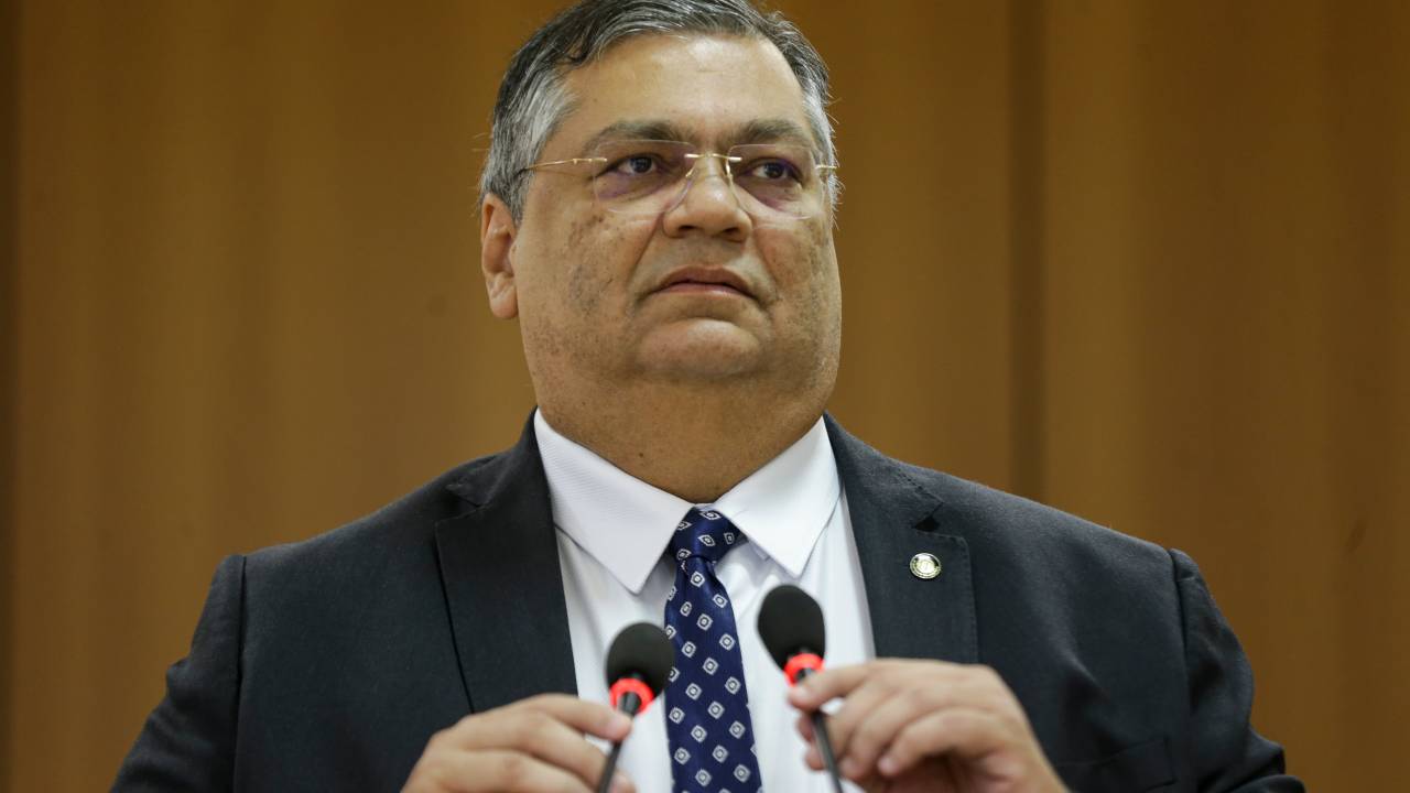 Dino esteve reunido com o futuro titular do Ministério da Justiça na tarde desta terça, 23