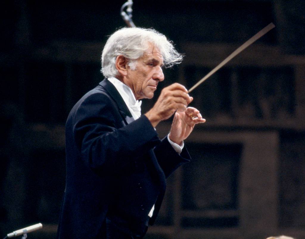 American Composer Léonard Bernstein American Composer Léonard Bernstein
