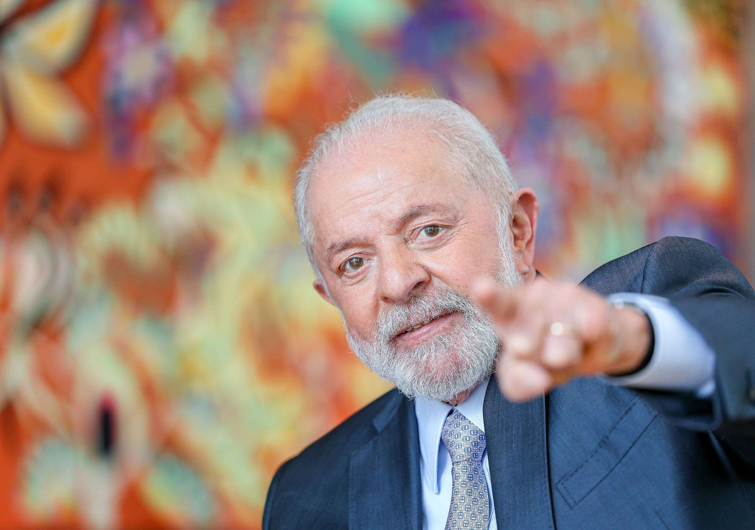 Lula e o terraplanismo do bem