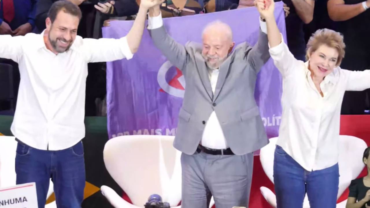Ato de oficialização da chapa Guilherme Boulos (PSOL) e Marta Suplicy (PT) para Prefeitura de São Paulo: legenda abriu mão da cabeça de chapa