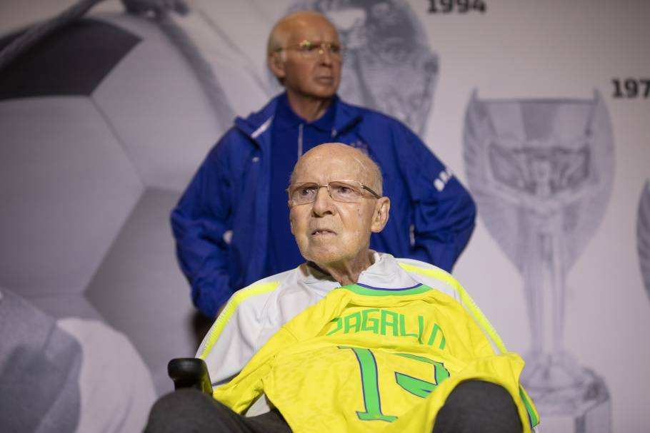 CBF decreta luto de sete dias pela morte de Zagallo; veja repercussão