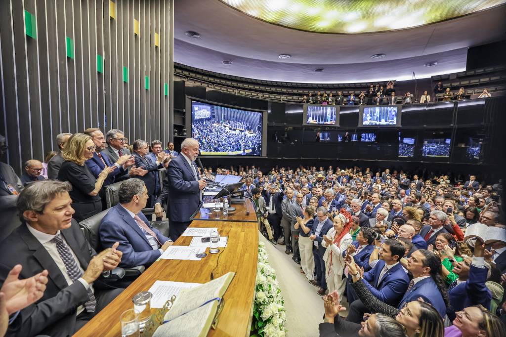 Câmara retoma nesta terça a votação do 2º projeto que regulamenta a reforma tributária