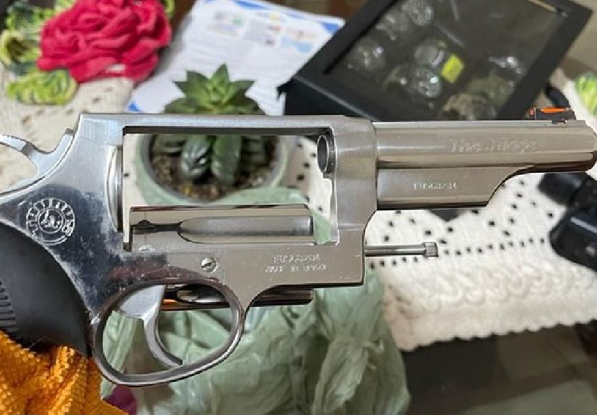 Armas