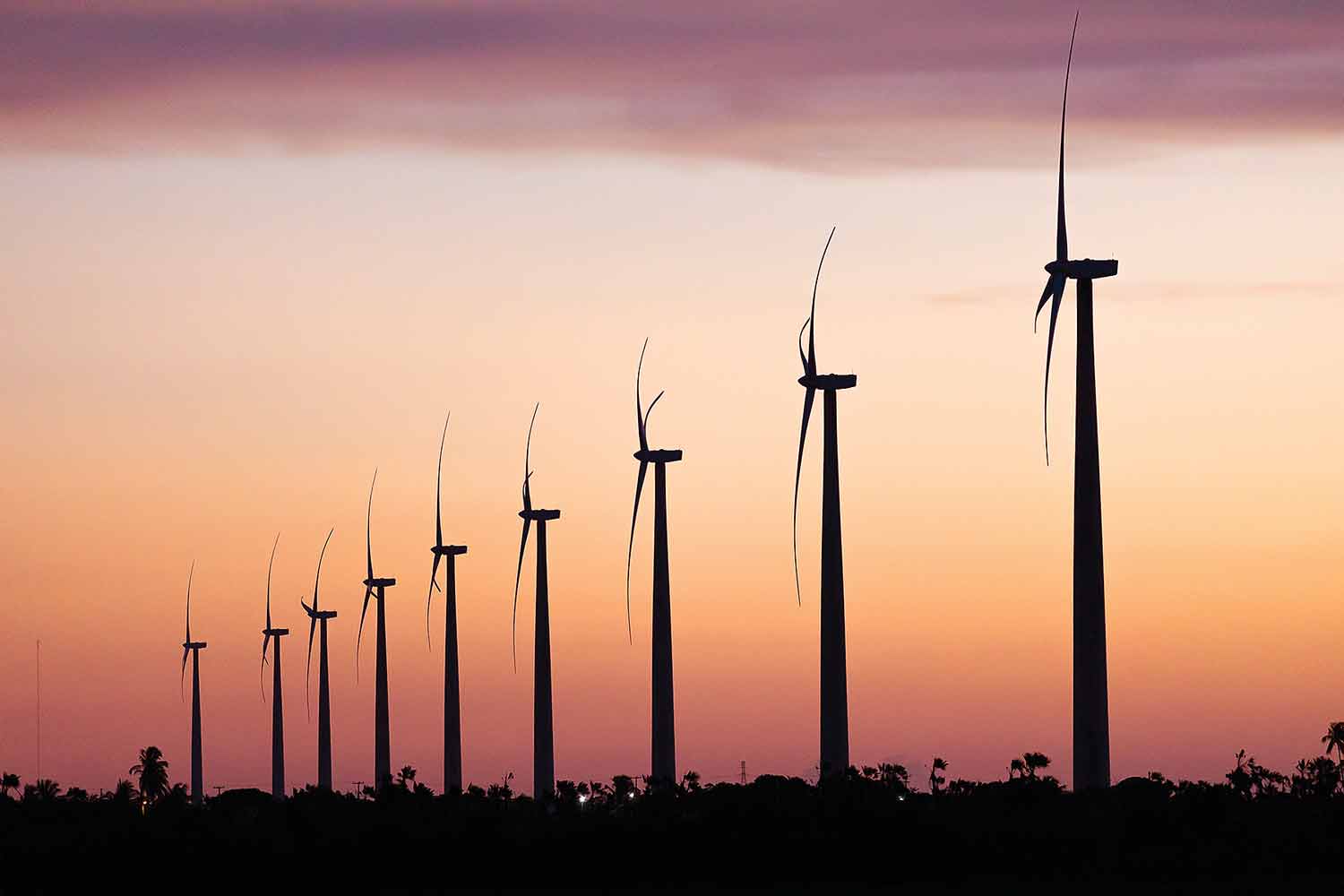 ENERGIA EÓLICA - Vantagem comparativa: o Brasil tem potencial imenso de geração sustentável