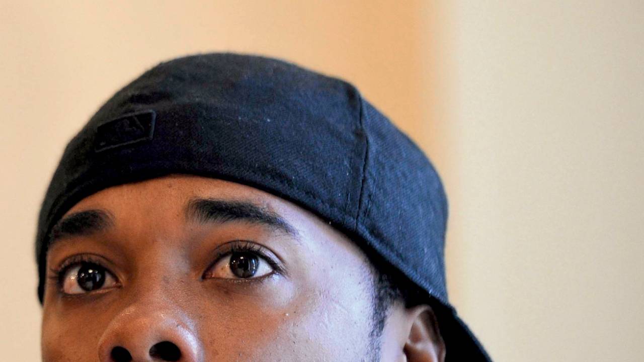 PRESSÃO - Robinho: condenado na Itália, pode ter de cumprir pena no Brasil