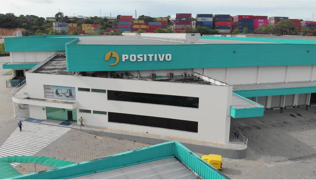 Fábrica da Positivo em Manaus (AM)